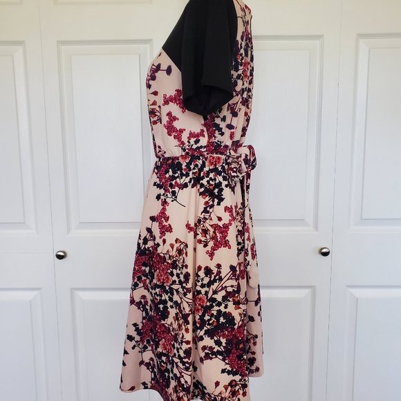 Lane Bryant Floral Dress - Picture 4 of 9
